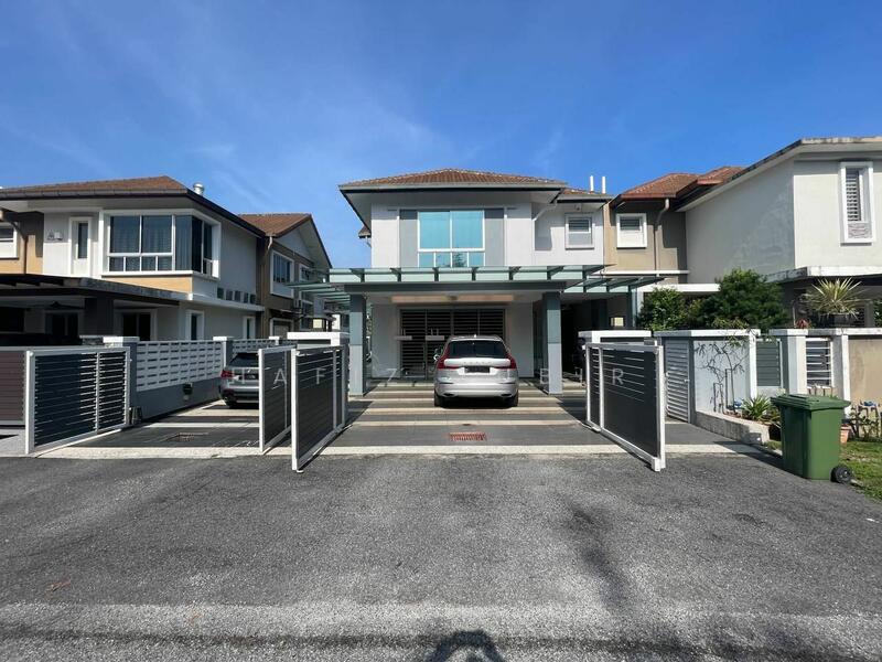 For Sale - Semi-Detached House at Bandar Seri Putra
