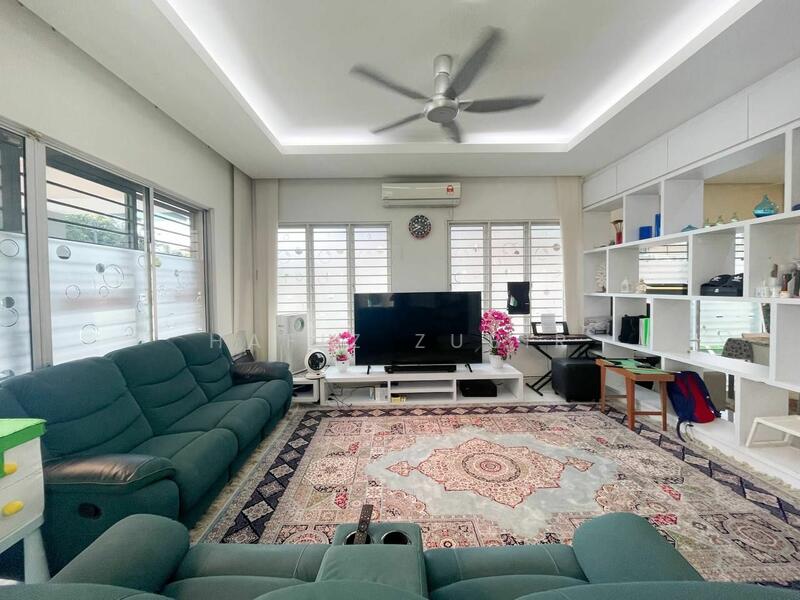 For Sale - Semi-Detached House at Bandar Seri Putra