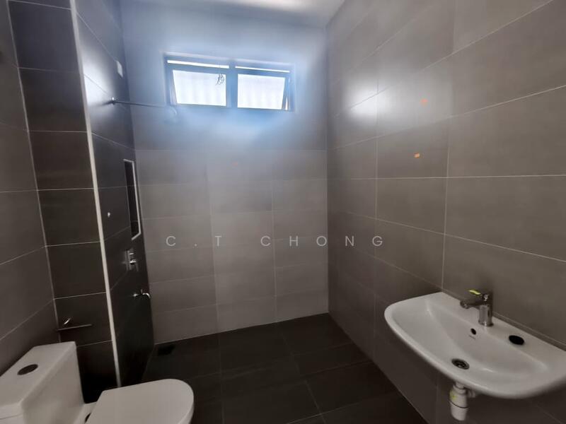 For Sale - Taman Mount Austin