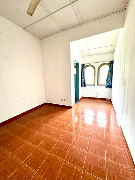 For Sale - Putri Apartment