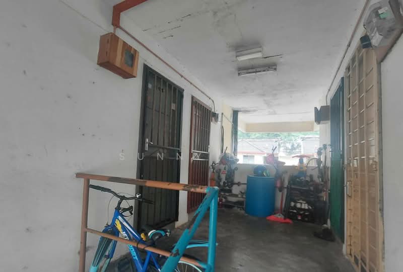 Flat for Sale at Desaria Sri Merpati - Sunny Lok - Corridor - PropertyGuru.com.my