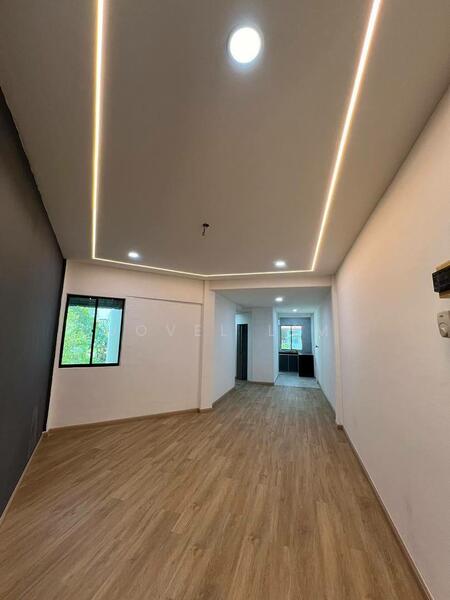 Untuk Dijual - Tiara