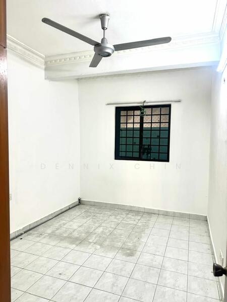 For Sale - Townhouse at Taman Lagenda Mas
