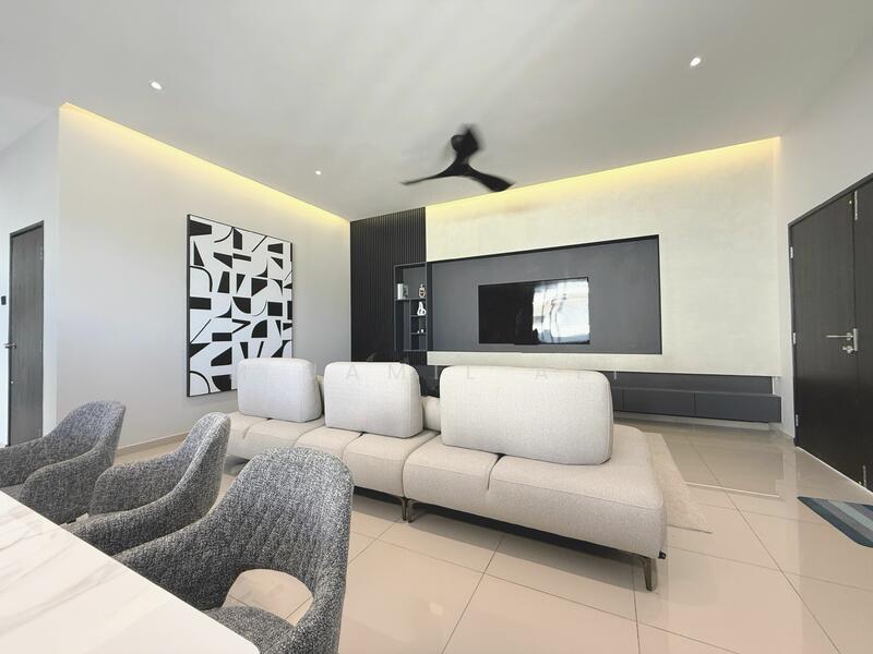 For Sale - Semi-Detached House at Taman Banang Jaya