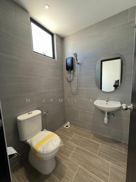 For Sale - Semi-Detached House at Taman Banang Jaya