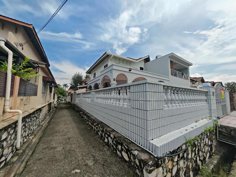 Untuk Disewa - USJ 6 Subang Jaya Double Storey End Lot For Rent