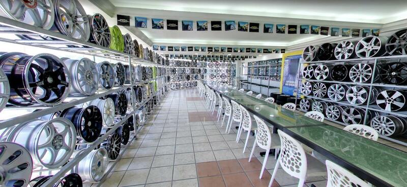 Untuk Disewa - Glenmarie (With car lift) 3S showroom, school, retail