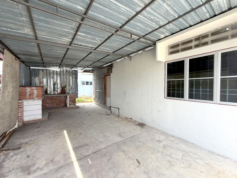 Semi-Detached House for Sale in Taman Sri Manggis (Teluk Intan) - Kelvin Foo - Exterior - PropertyGuru.com.my