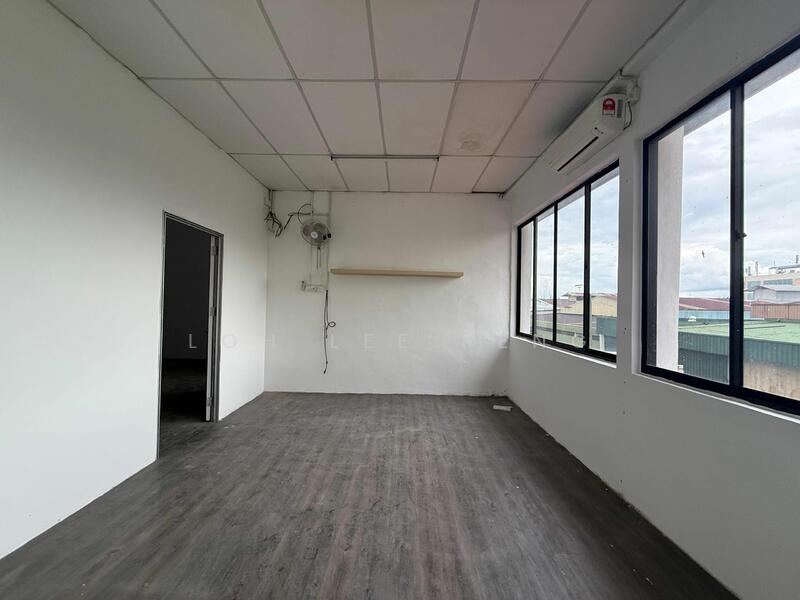 For Sale - Terrace factory at Kawasan Perindustrian Pandan