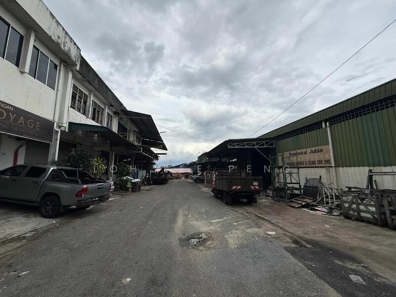 For Sale - Terrace factory at Kawasan Perindustrian Pandan