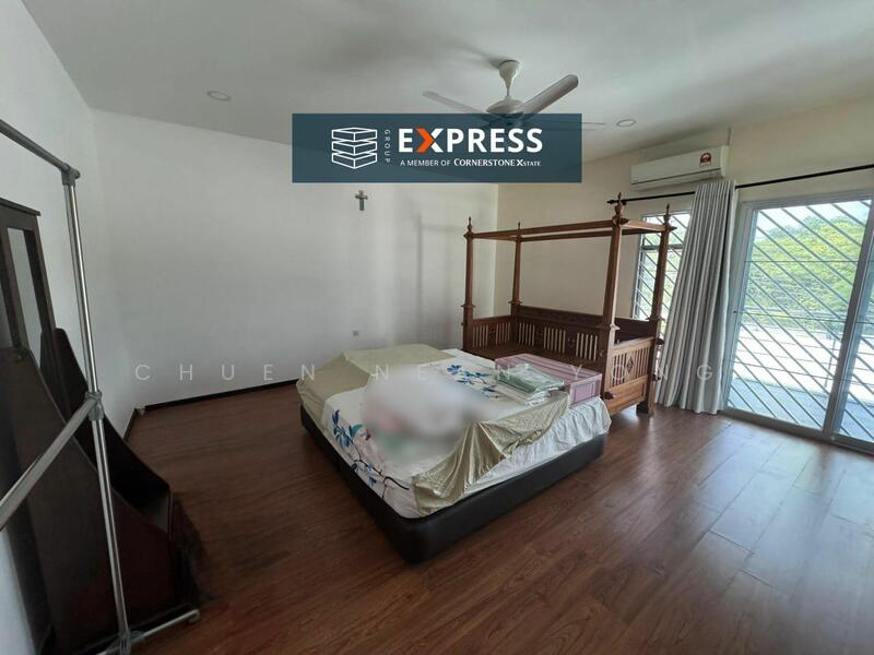 For Sale - 2-storey Terrace House at Senadin