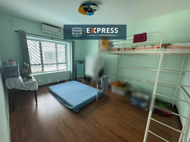 For Sale - 2-storey Terrace House at Senadin