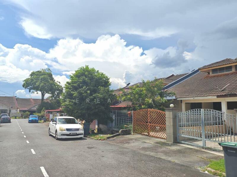 For Sale - Single Storey Terrace House @ Bukit Jaya, 81800 Ulu Tiram, Full Loan Unit
