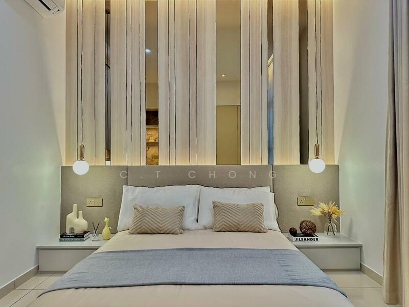 For Sale - Austin Duta