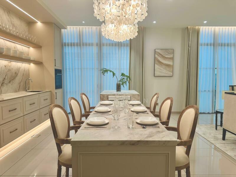 For Sale - Austin Duta