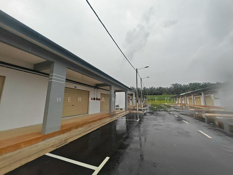 For Rent - Bandar Putra Single Storey Shoplot For Rent