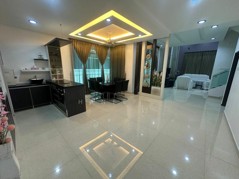 For Sale - Rumah Berkembar 2.5 Tingkat - Taman Teratai Jingga - Alor Setar