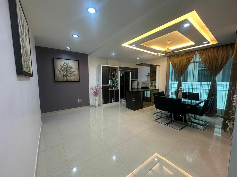 For Sale - Rumah Berkembar 2.5 Tingkat - Taman Teratai Jingga - Alor Setar