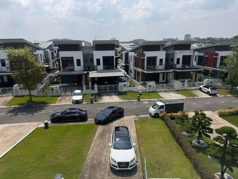 For Sale - The Canal Garden South, Horizon Hills