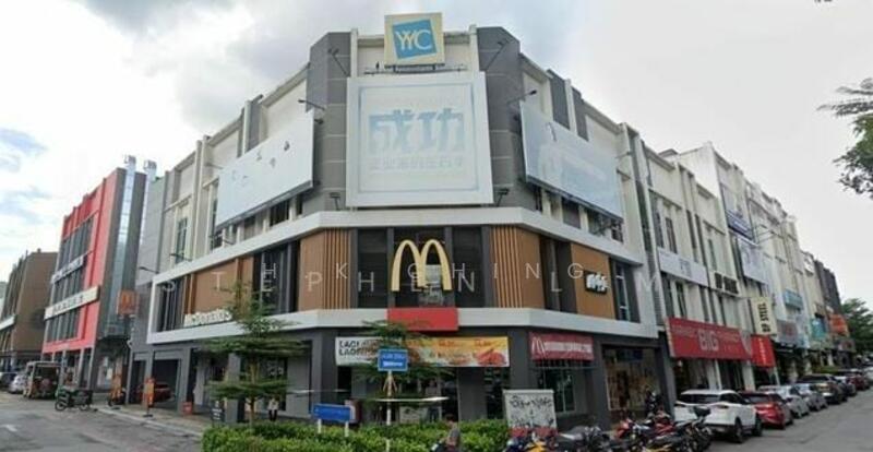 For Rent - Corner Ground Floor Shop 56x86 Sri Petaling