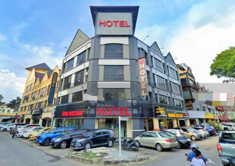 For Rent - Corner Ground Floor Shop 56x86 Sri Petaling