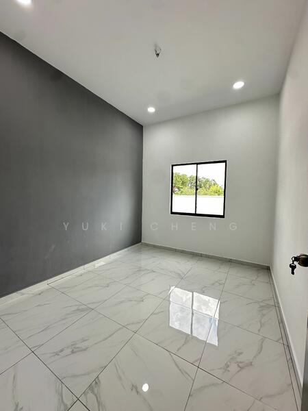 For Sale - Taman Masai, Corner with unblock garden view