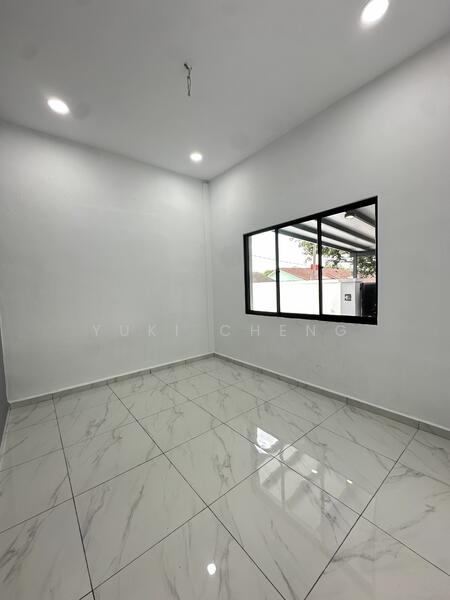 For Sale - Taman Masai, Corner with unblock garden view