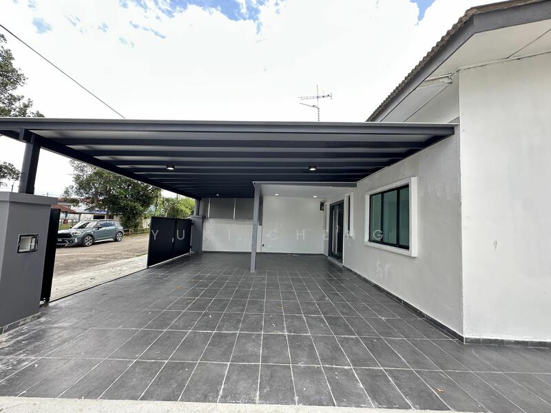 For Sale - Taman Masai, Corner with unblock garden view