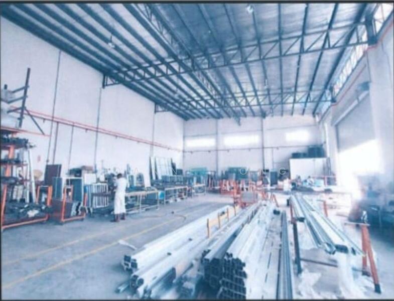 For Sale - 1.5 Storey Semi Detached Factory (2 Adjoining) @ Perindustrian Maju Jaya, Kempas, Johor.