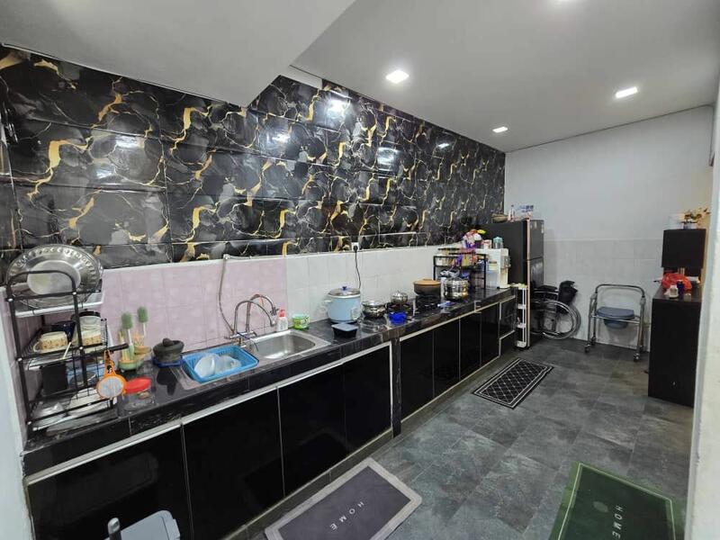 Untuk Dijual - 2-storey Terrace House at Taman Seri Orkid