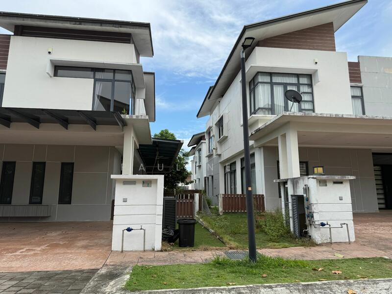 Semi-Detached House for Sale in Taman Equine (Seri Kembangan) - Pauline . - PropertyGuru.com.my