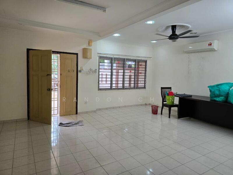 For Rent - Terraced House at Taman Ukay Bistari