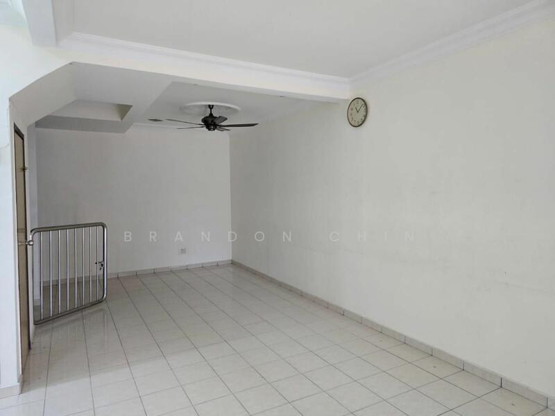 For Rent - Terraced House at Taman Ukay Bistari
