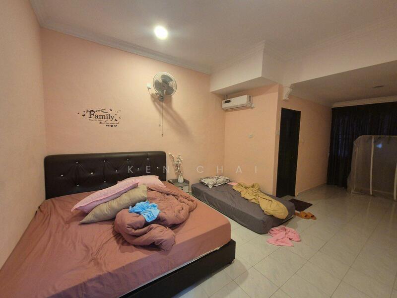 For Sale - Taman Johor Jaya