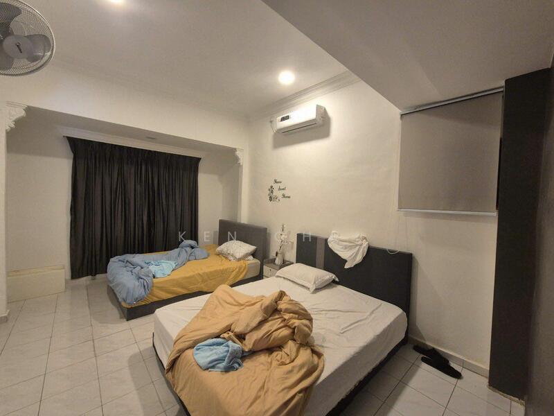 For Sale - Taman Johor Jaya