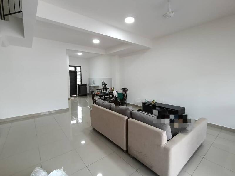 Untuk Disewa - Kota Masai