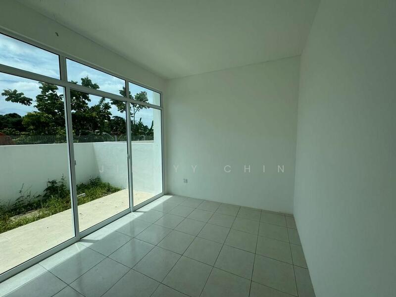 For Sale - Townhouse at Batu Kawa
