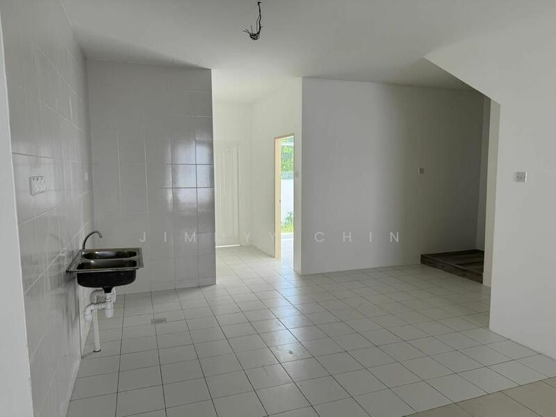 For Sale - Townhouse at Batu Kawa