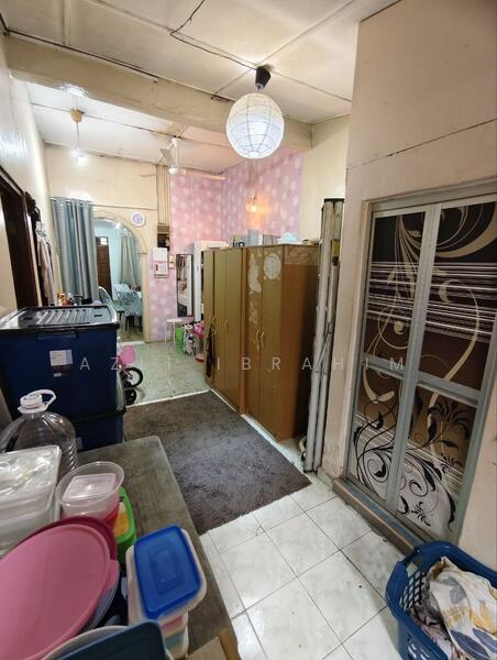 For Sale - Taman Salak Jaya