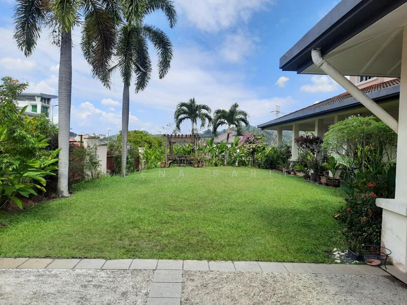 Untuk Dijual - Bungalow Double Storey Seksyen 8 Shah Alam