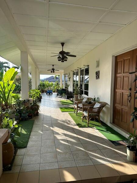 Untuk Dijual - Bungalow Double Storey Seksyen 8 Shah Alam