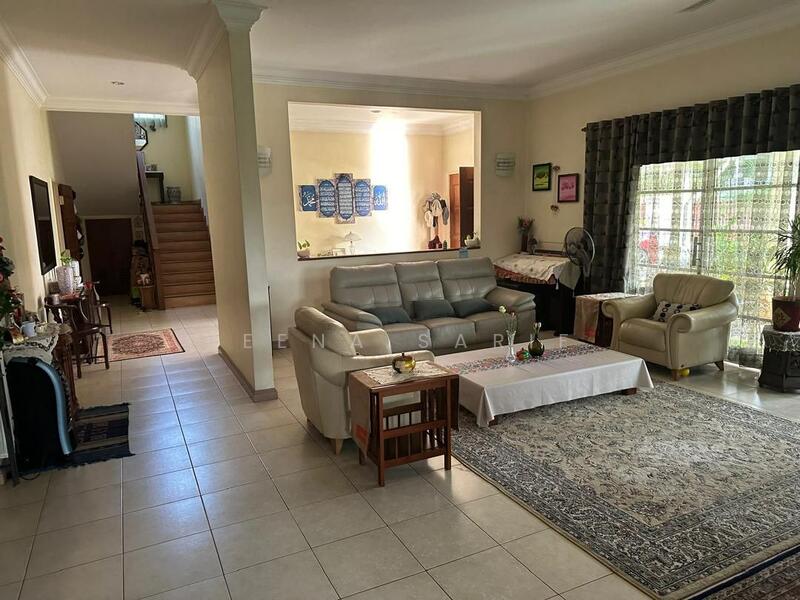 Untuk Dijual - Bungalow Double Storey Seksyen 8 Shah Alam