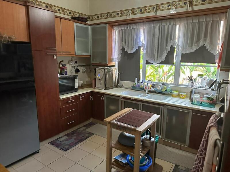 Untuk Dijual - Bungalow Double Storey Seksyen 8 Shah Alam