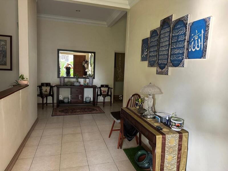 Untuk Dijual - Bungalow Double Storey Seksyen 8 Shah Alam