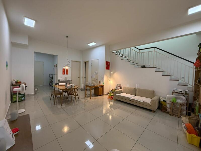 Untuk Dijual - Terraced House at Eco Majestic