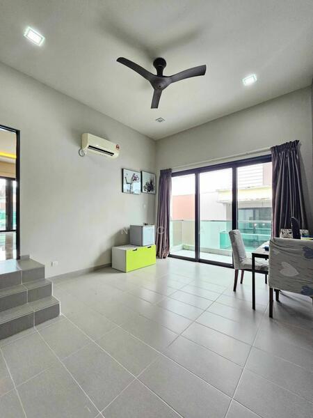 For Sale - Taman Kempas Utama