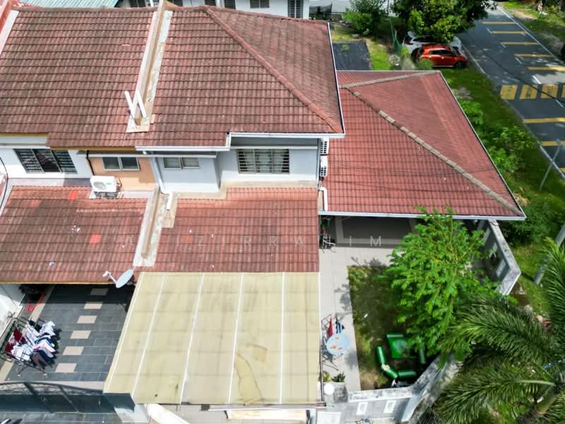 2-storey Terraced House for Sale in Bandar Saujana Putra (Tanjong Duabelas) - Azizirrahim . - Exterior - PropertyGuru.com.my