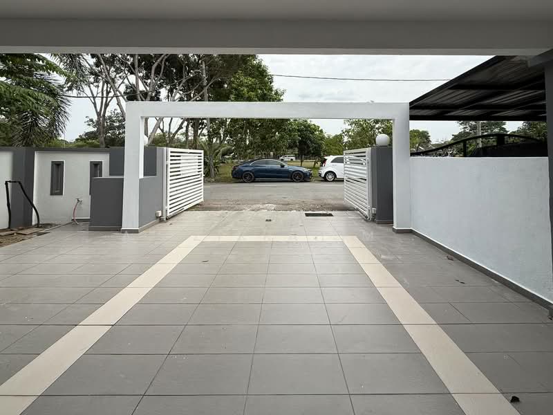 2-storey Terraced House for Sale in Bandar Saujana Putra (Tanjong Duabelas) - Azizirrahim . - Exterior - PropertyGuru.com.my