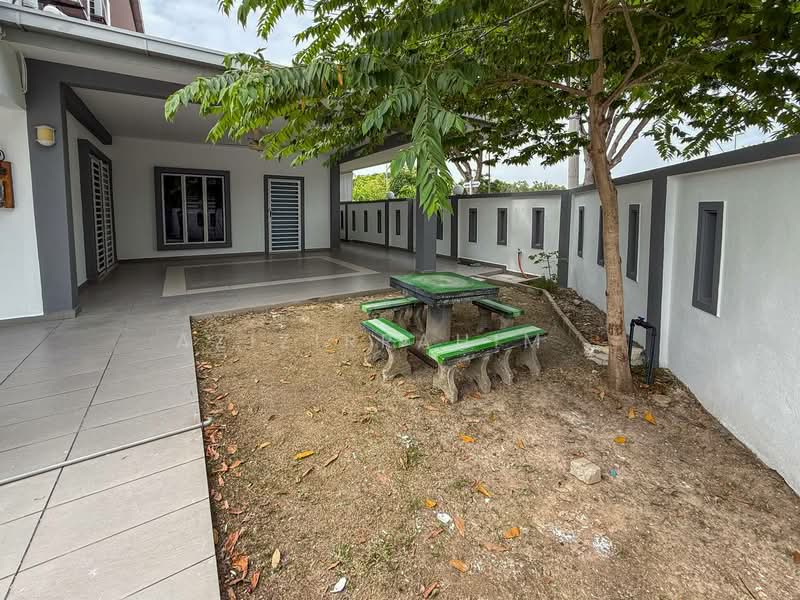 2-storey Terraced House for Sale in Bandar Saujana Putra (Tanjong Duabelas) - Azizirrahim . - Exterior - PropertyGuru.com.my