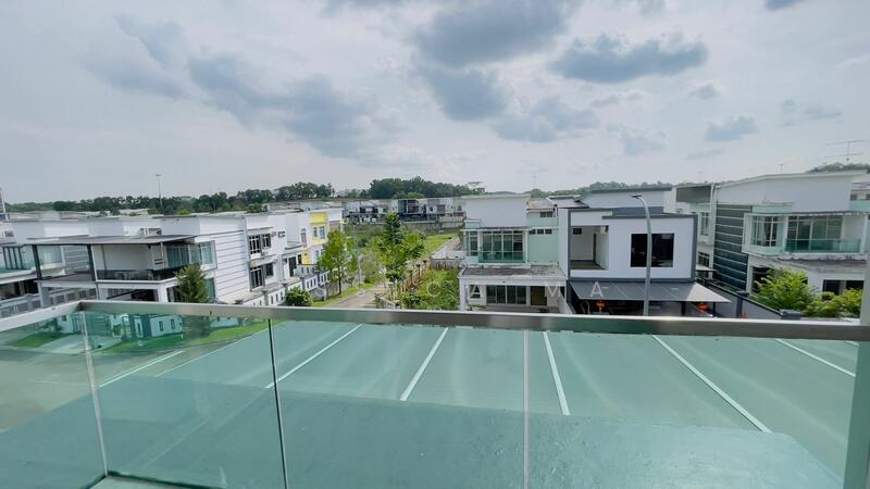 Untuk Disewa - Kempas Utama Kempas Utama Taman Kempas Utama Kempas Utama Taman Kempas Utama